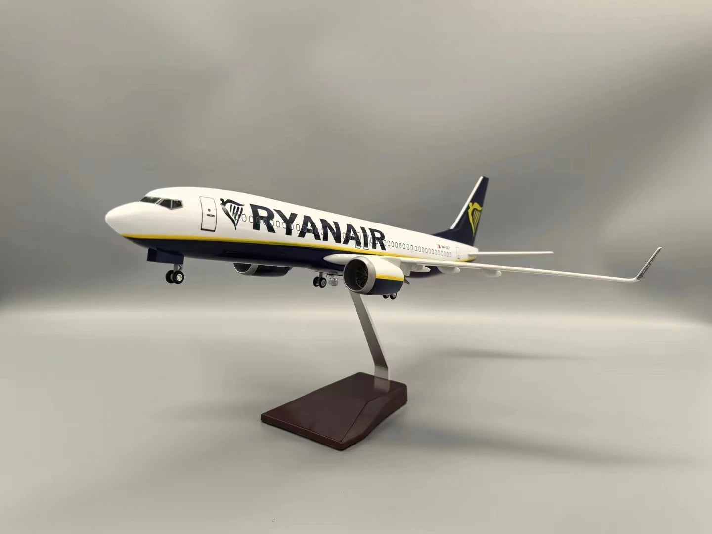 Maquette Boeing 737 Ryanair avion civil