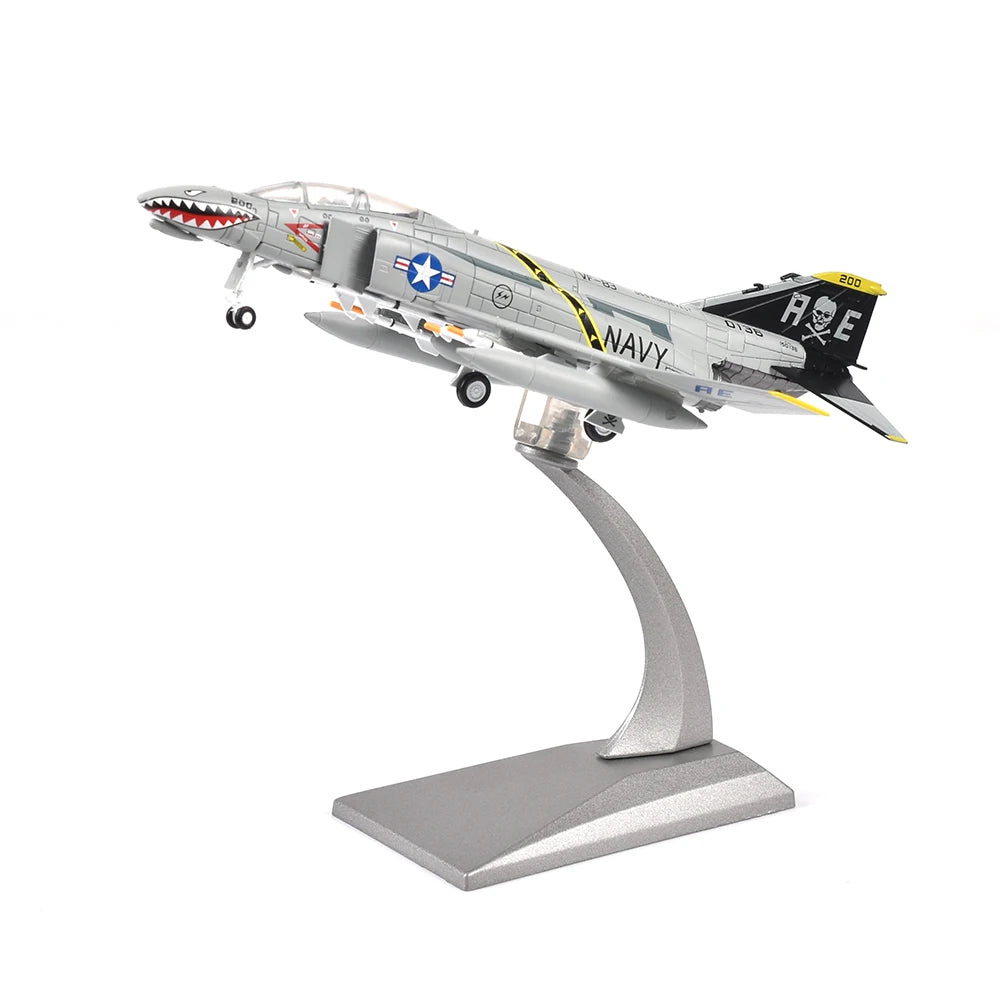 Modele reduit avion de chasse F-4