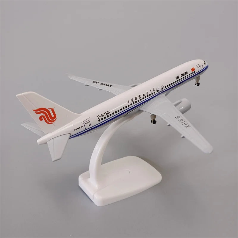 Maquette Métal C919 Air China 1/400