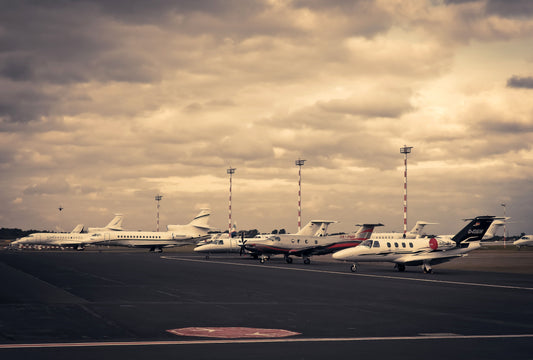 Pilote de ligne vs pilote d’affaires : deux mondes très différents