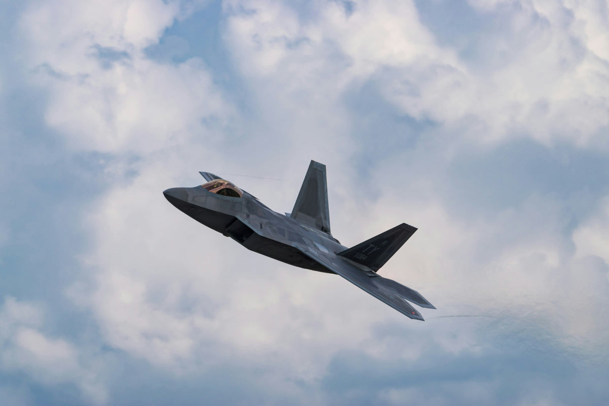 Lose Fun Park Modèle Avion F-22 Raptor – Échelle 1:100, Alliage De Zinc, Présentoir Inclinable – Figurine De Collection Pour Adultes