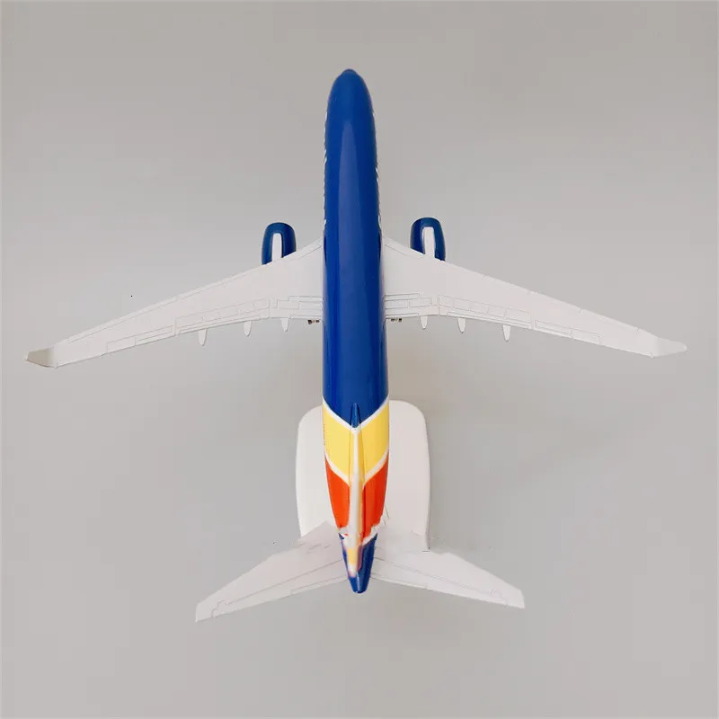 Aéo - Maquette Boeing B737 Southwest 1/250