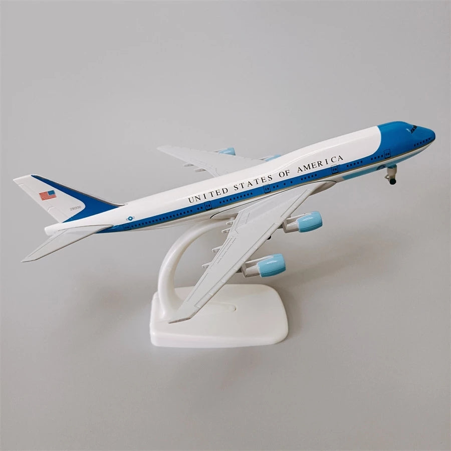 Aéo - Maquette Boeing B747 Air Force One 1/250