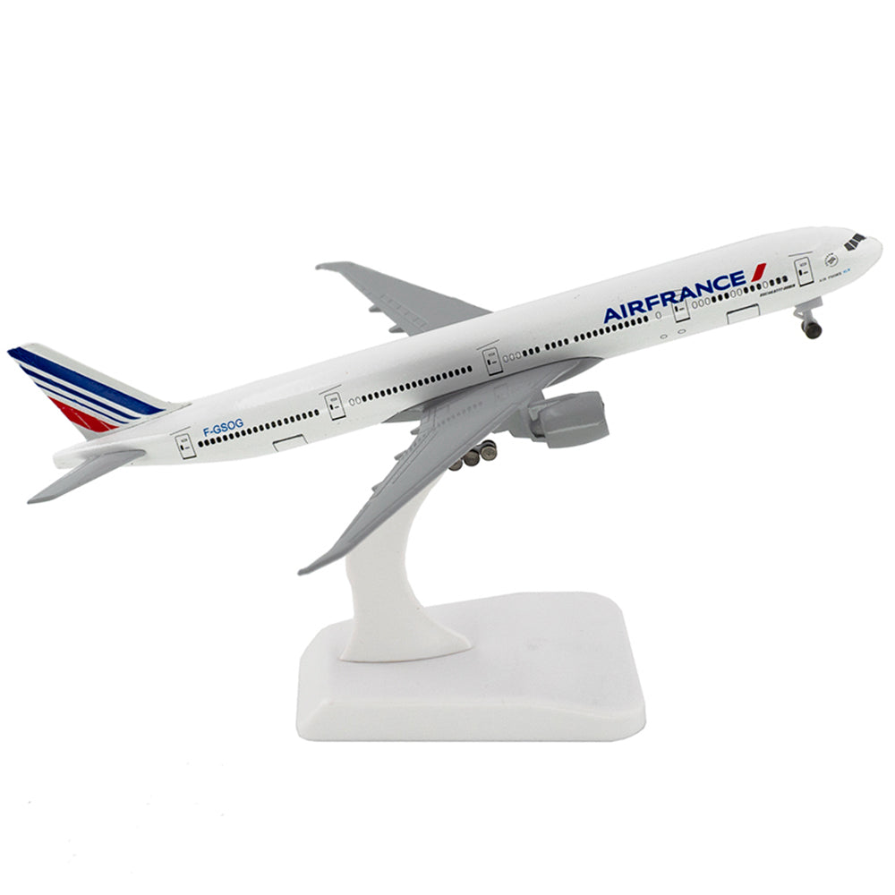 Aéo - Maquette Boeing B777 Air France 1/250