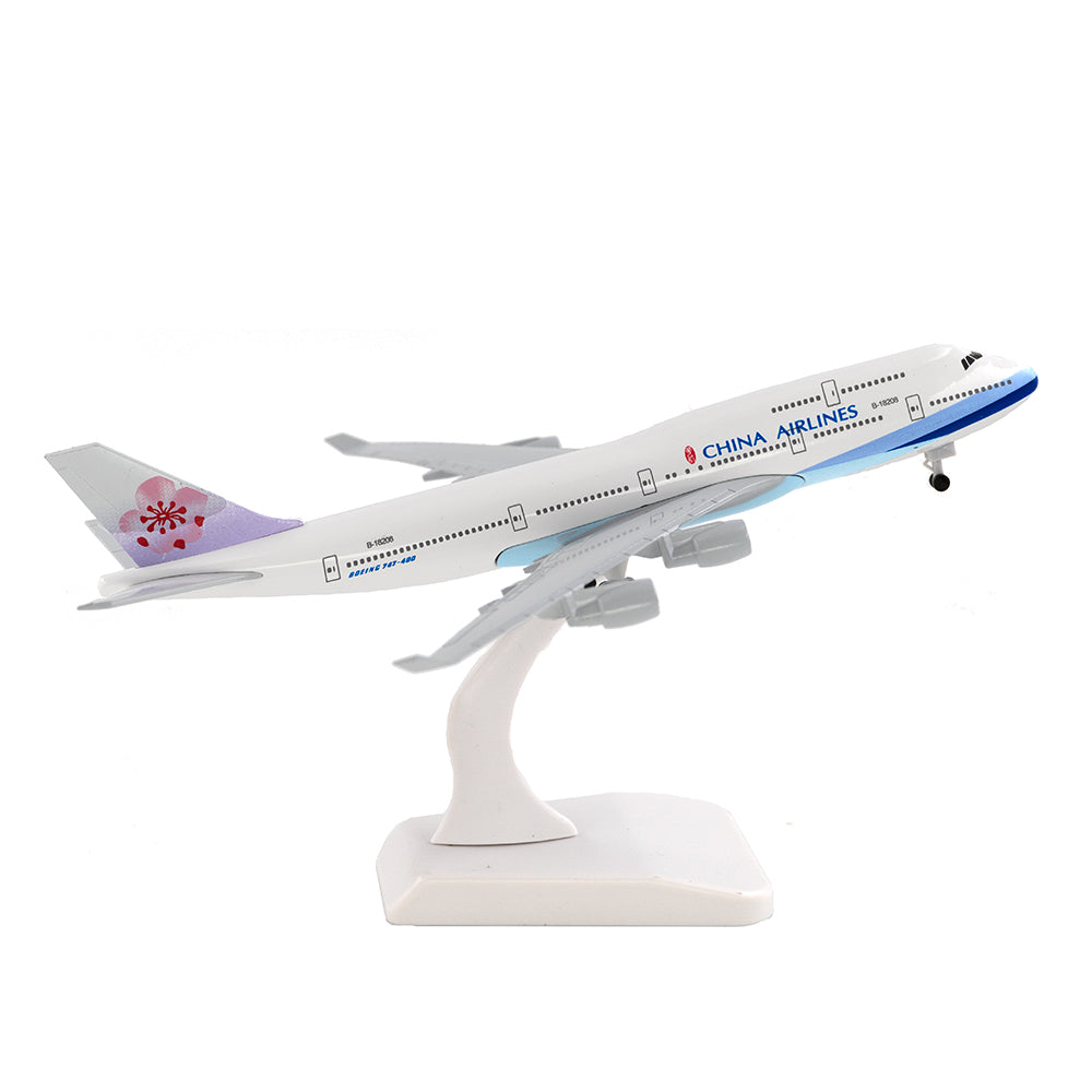 Aéo - Maquette Boeing B747 China Airlines 1/250