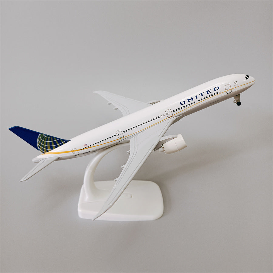 Aéo - Boeing B787 United 1/250