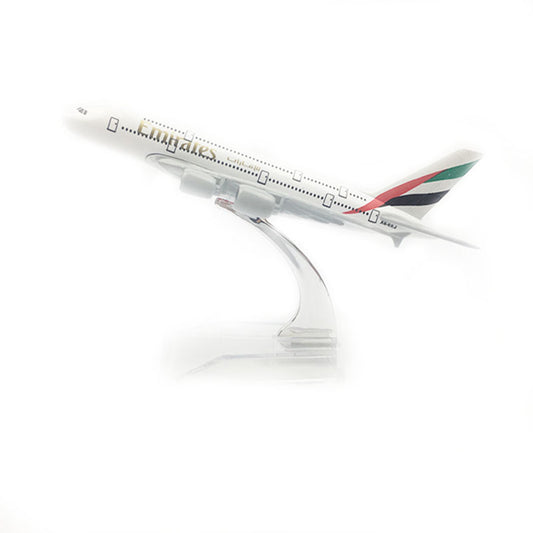 Aéo - Maquette Airbus A380 Emirates 1/400