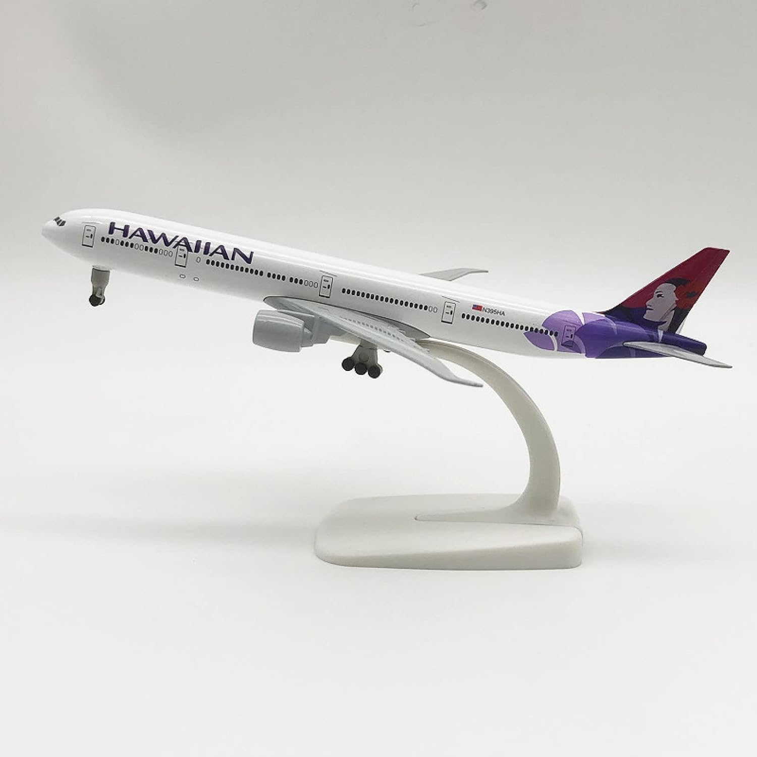 Aéo - Maquette Boeing B777 Hawaiian 1/250