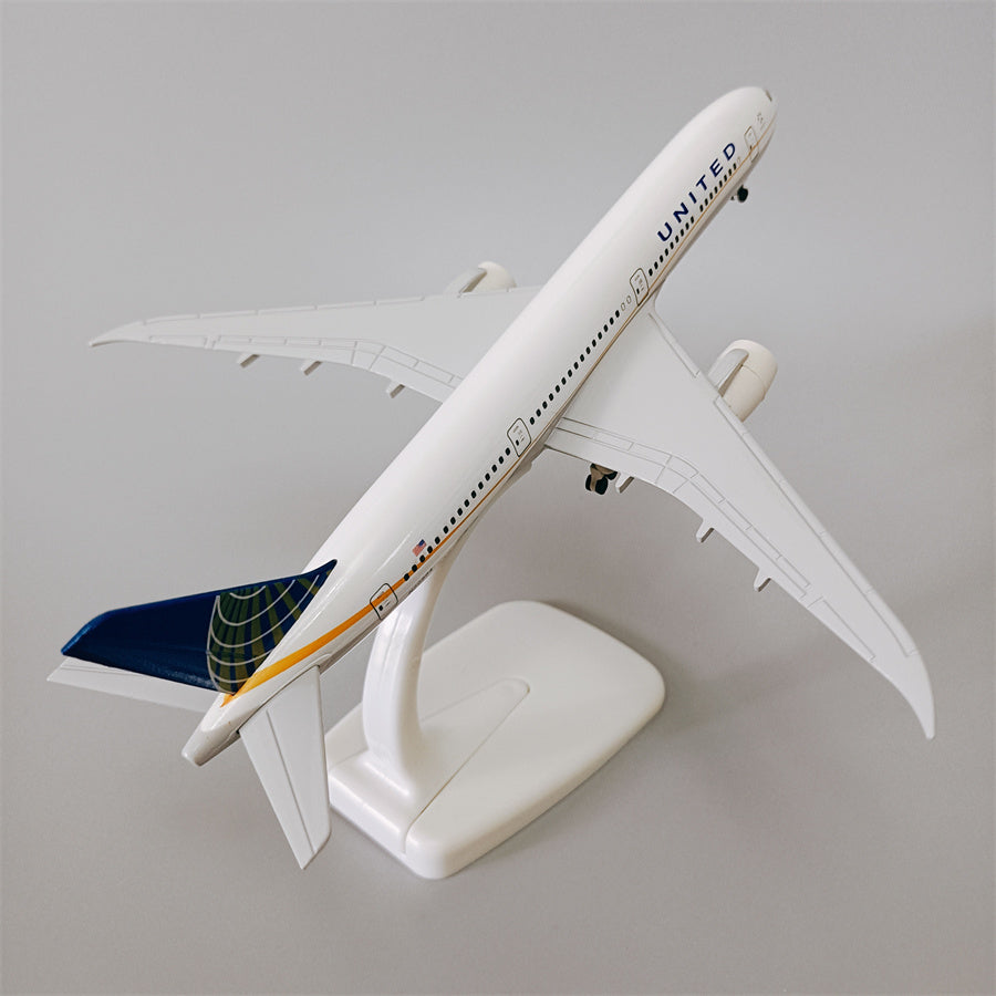 Aéo - Boeing B787 United 1/250