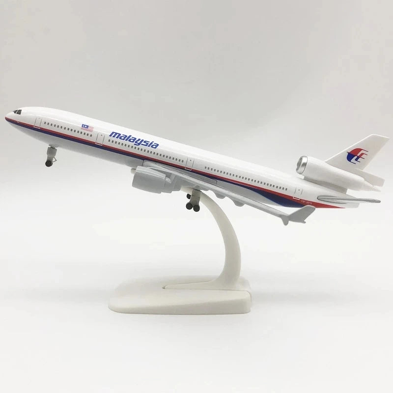 Maquette Métal MD-11 Malaysia Airlines 1/400