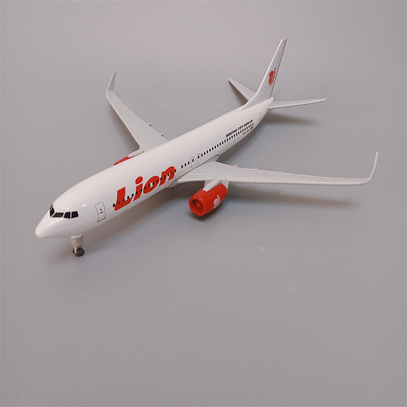 Boeing 737 Lion Air livree rouge et blanche