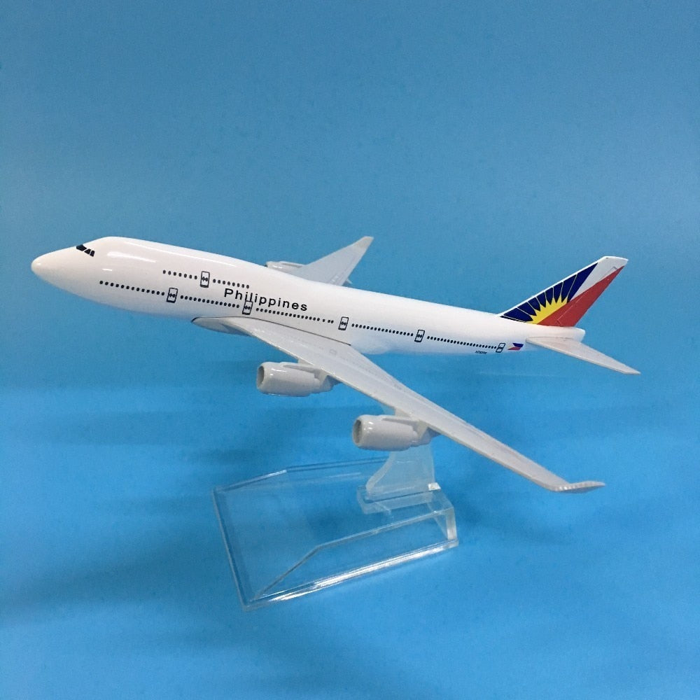Boeing 747 Philippine Airlines miniature