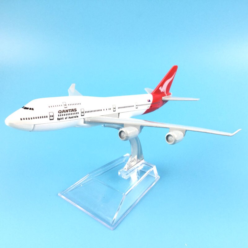 Aéo - Maquette Boeing B747 Qantas 1/400