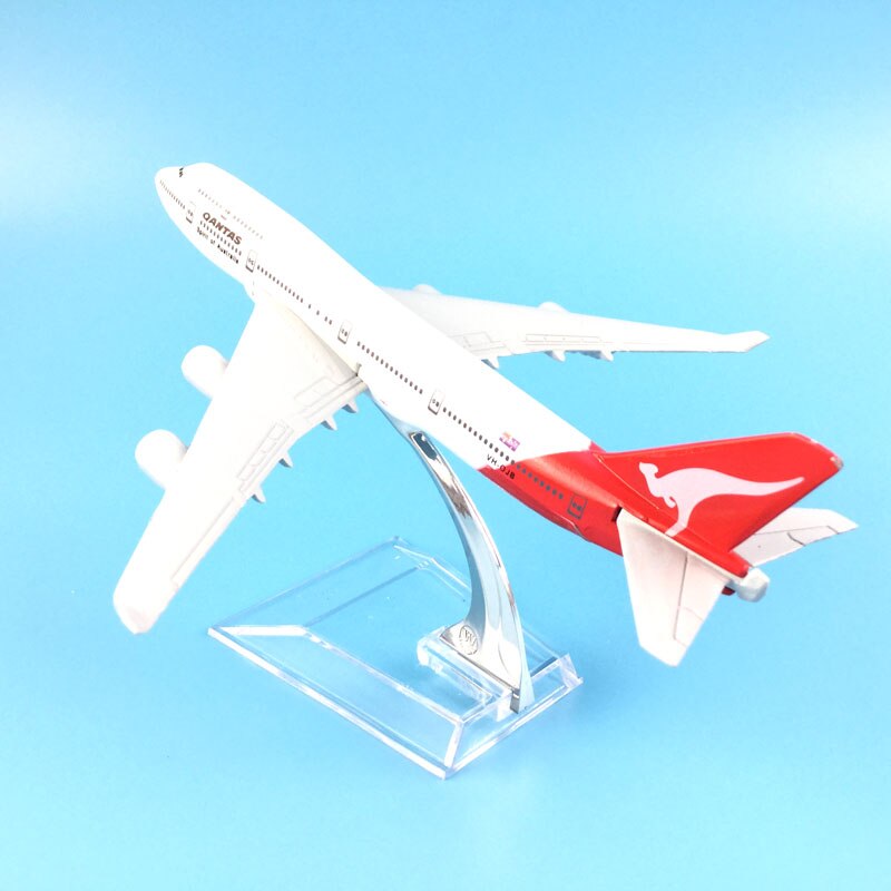 Aéo - Maquette Boeing B747 Qantas 1/400