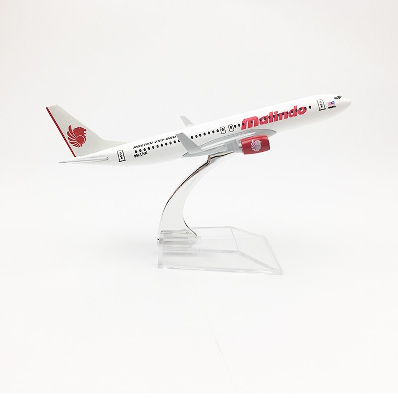 Aéo - Maquette Boeing B737 Malindo 1/400