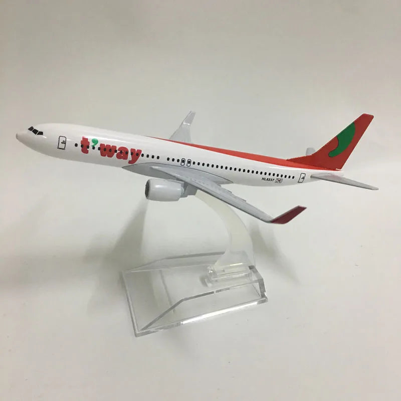 Maquette B737 T way Air