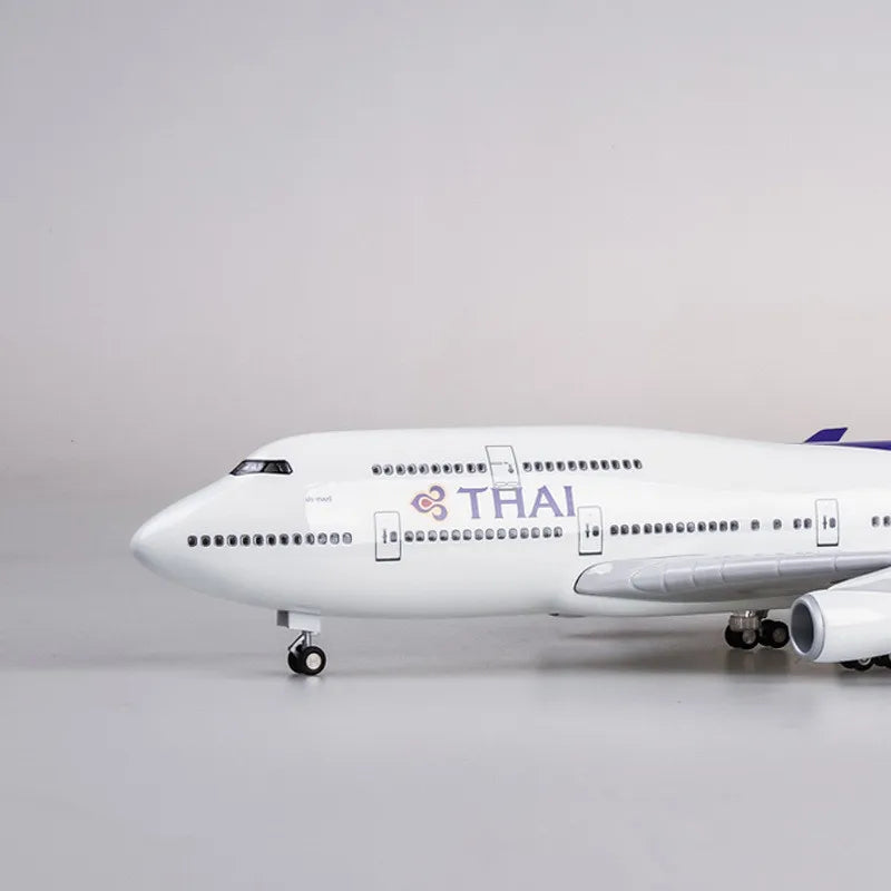 Maquette B747 Thai Airways Prestige