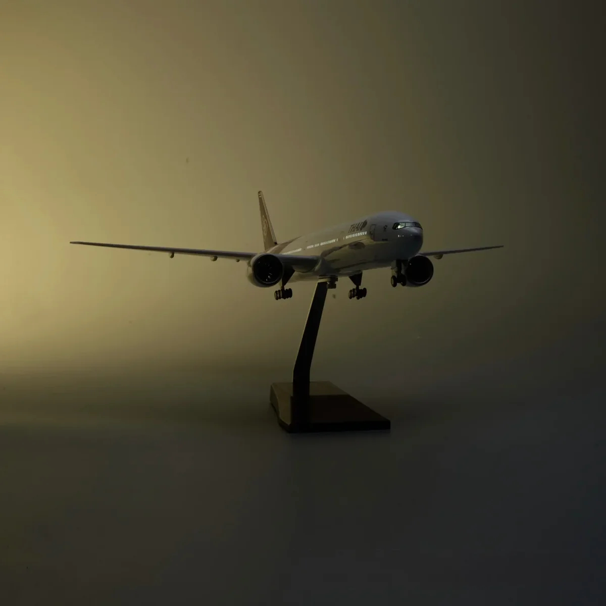 Maquette B777 Thai Airways Prestige