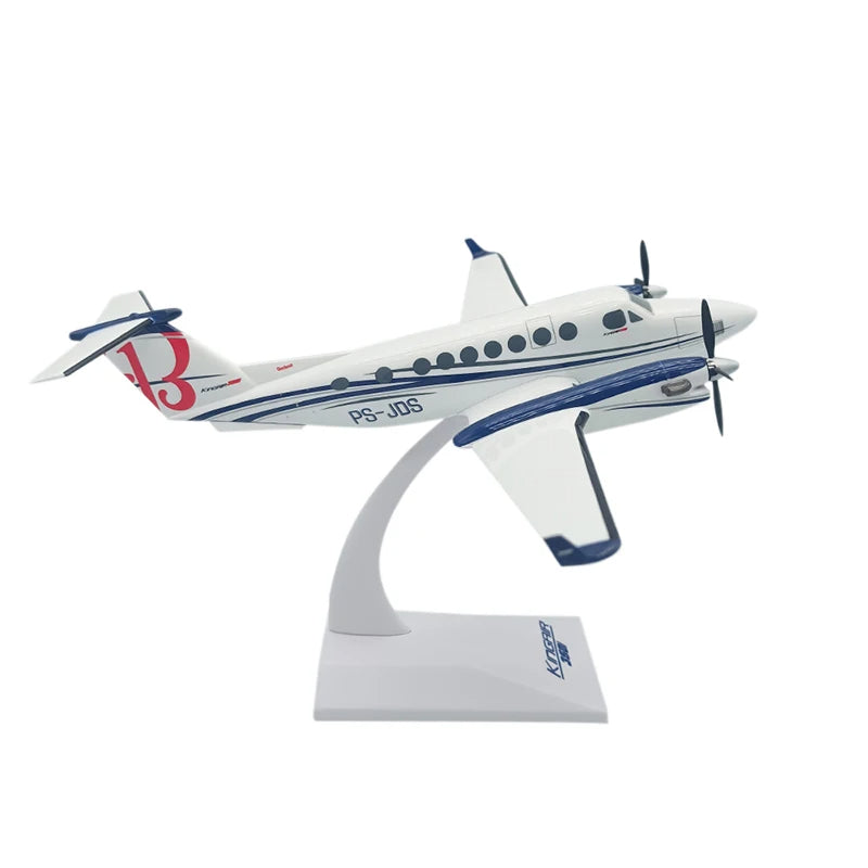 Maquette Beechcraft King Air 350 1/75