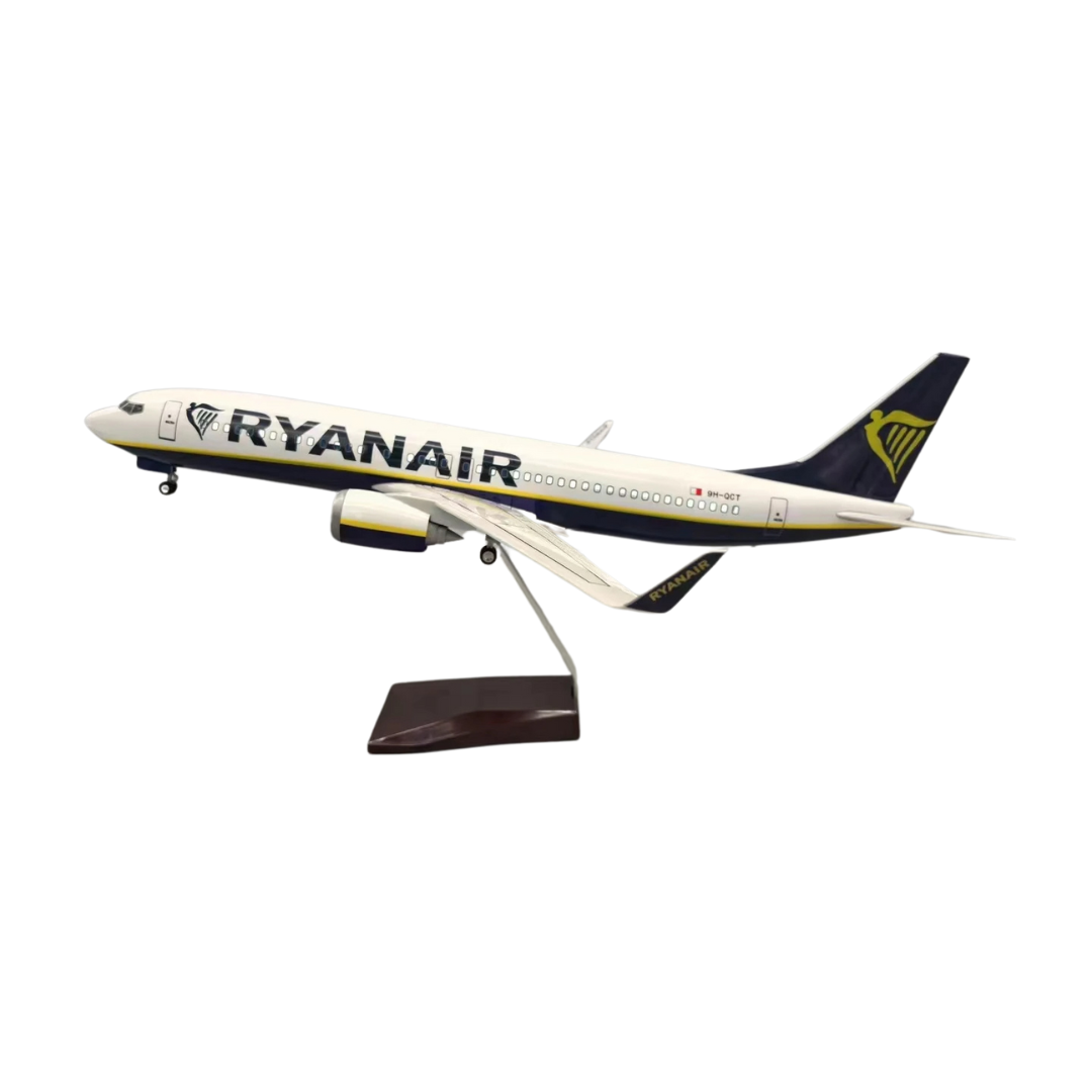 Maquette Métal B737-800 Ryanair Avec Led 1/85