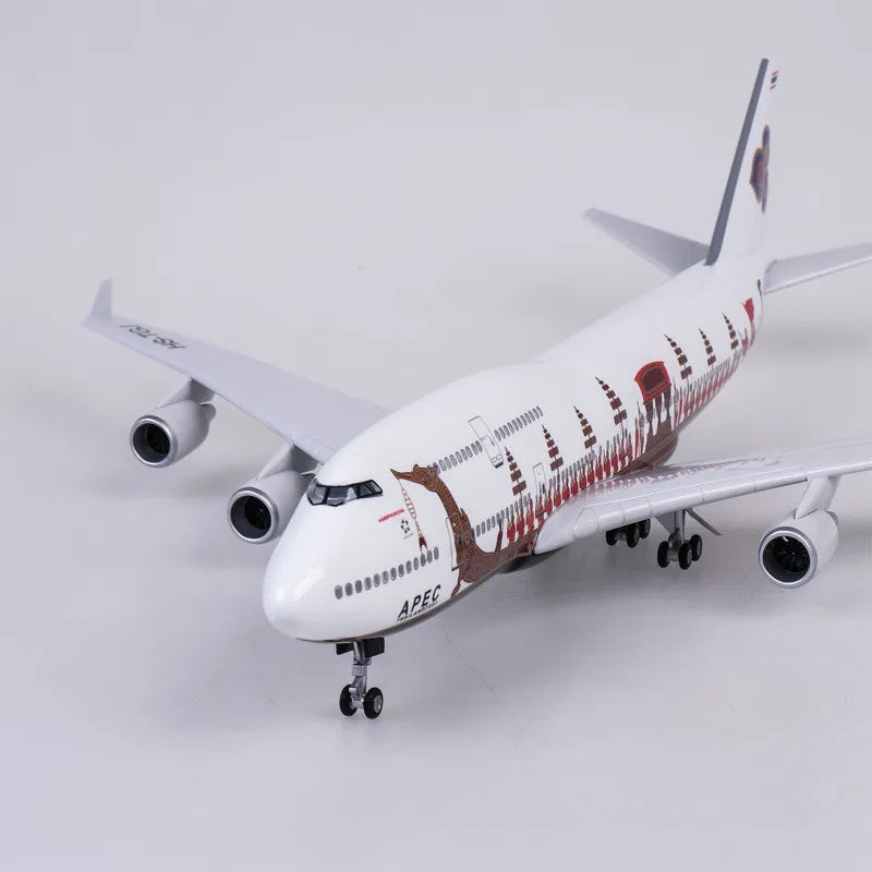 Maquette avion Boeing 747 Thai Airways Édition APEC