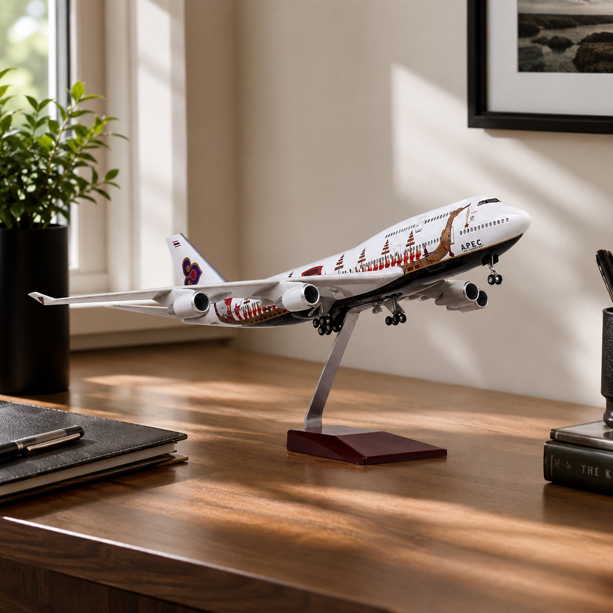 Maquette avion de ligne Boeing 747 Thai Airways Édition APEC