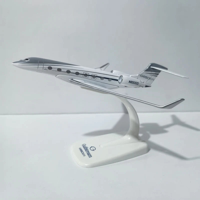 Maquette jet privé Gulfstream G650 gris