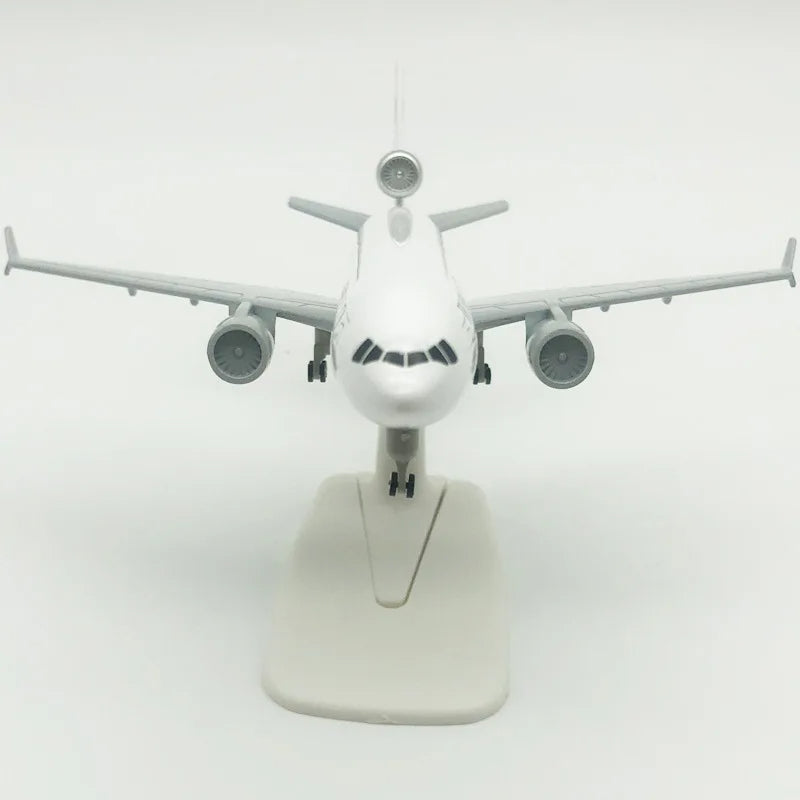 Maquette Métal MD-11 Malaysia Airlines 1/400