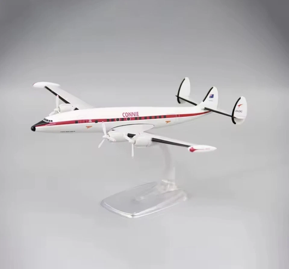 Modèle réduit Lockheed Super Constellation Qantas