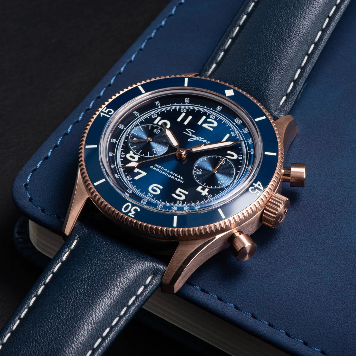 Montre aviation premium avec bracelet en cuir couleur bleu