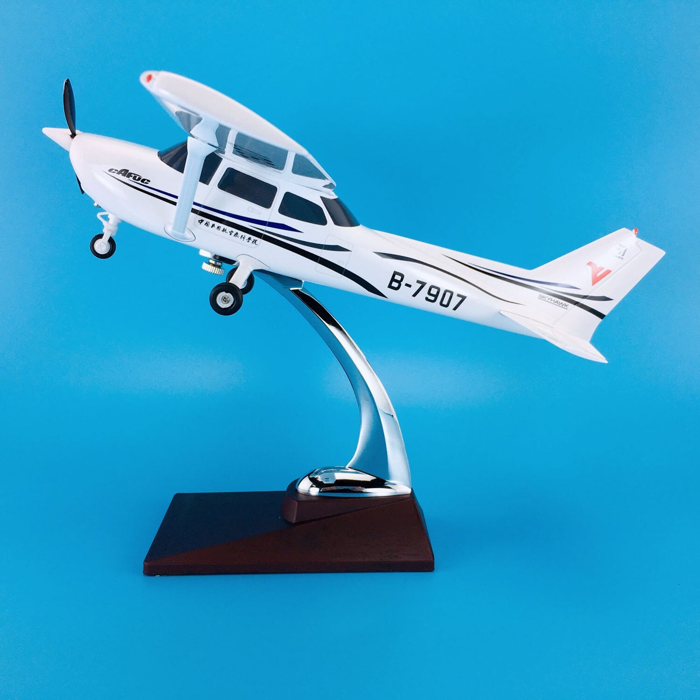 Aéo - Maquette Cessna 172 1/30