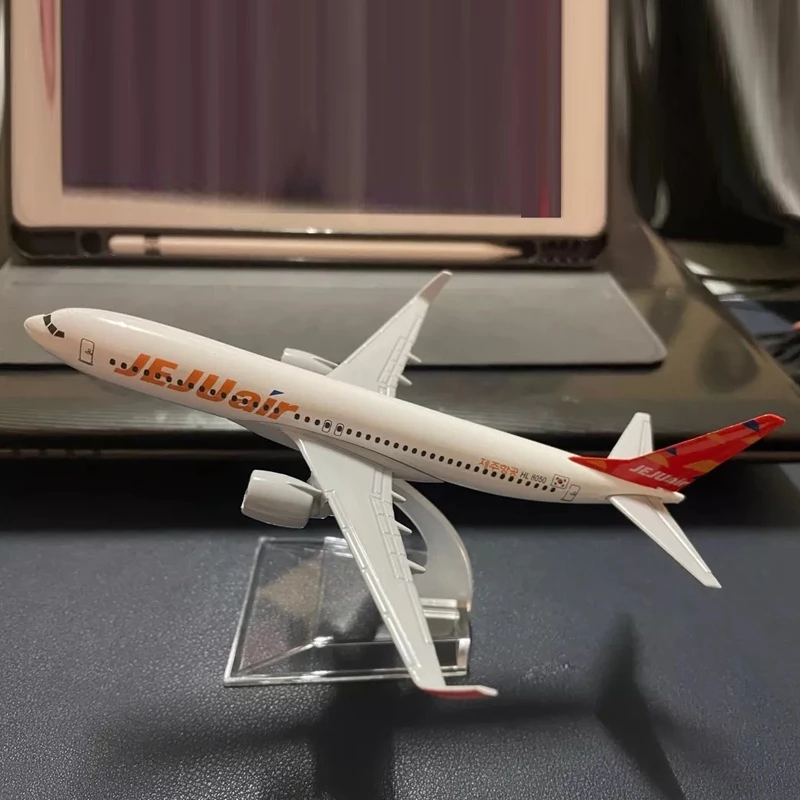 maquette avion b737 jeju air