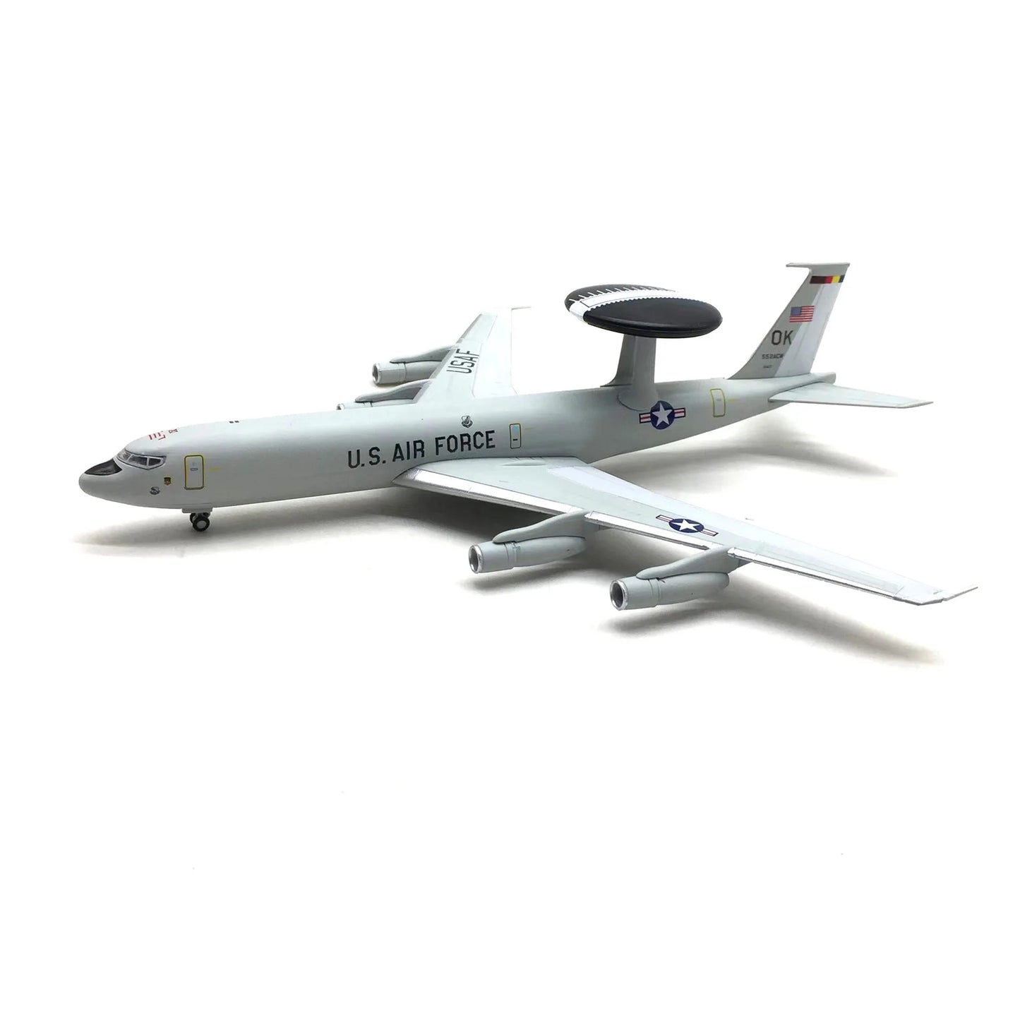 maquette avion surveillance aérienne
