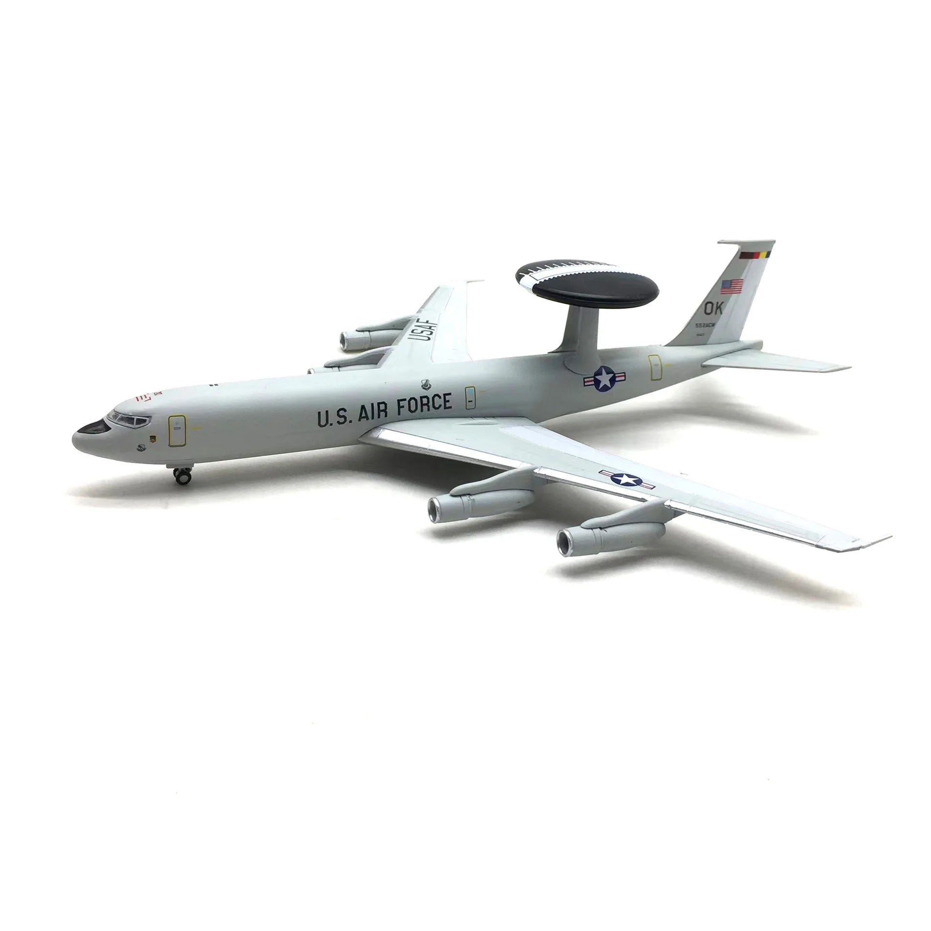 maquette avion surveillance aérienne