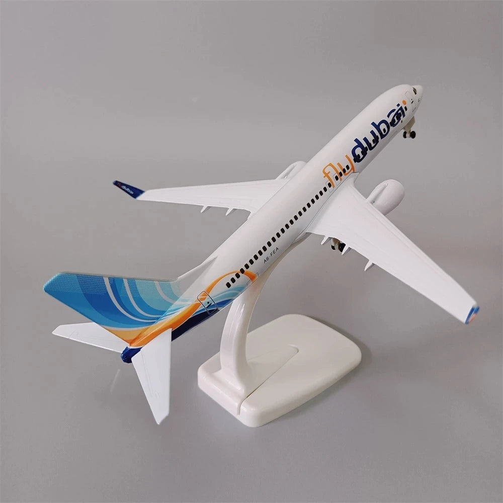 Maquette Boeing 737-800 Fly Dubaï