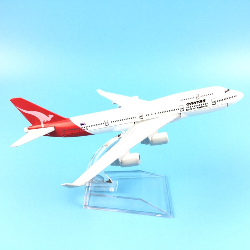 Aéo - Maquette Boeing B747 Qantas 1/400