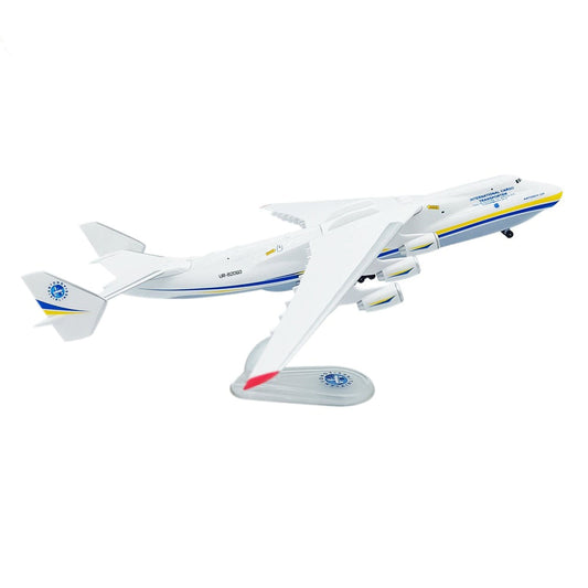 Maquette Antonov An-225
