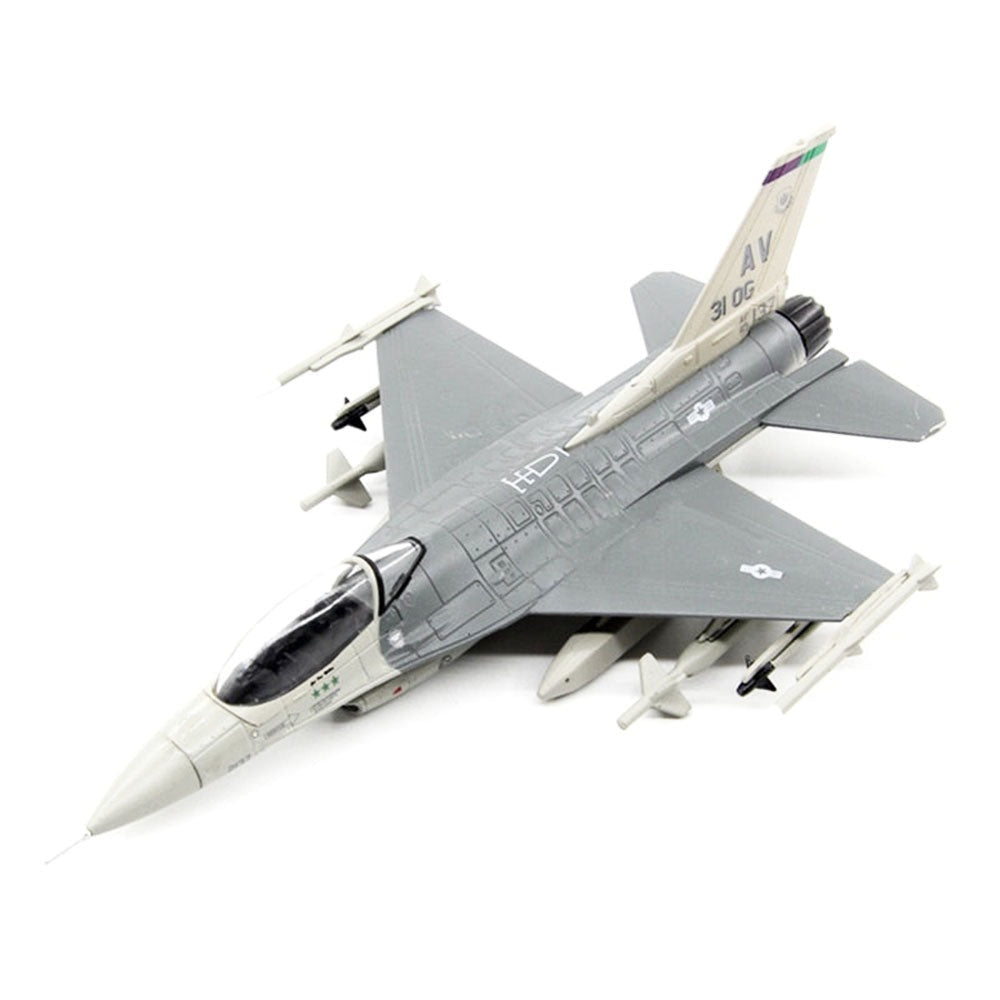 Maquette avion de chasse F-16